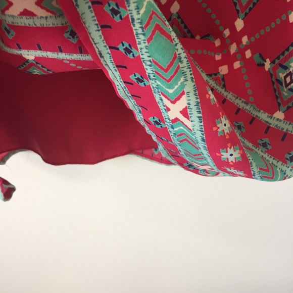 Everly Geometric Print Shift Dress - Picture 5 of 6